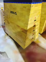 بوكس قفز خشبي