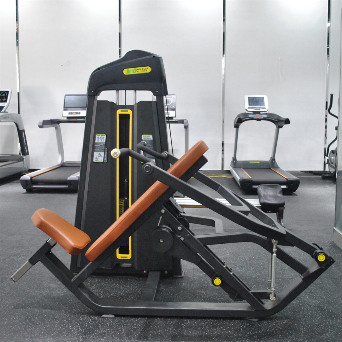 جهاز ضغط الكتف المائل Incline Shoulder Press MND-F06