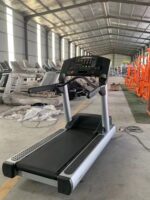 Life Fitness - Antigrte جهاز ركض